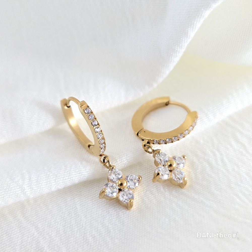 Gold CZ Diamond Clover Hoop Earrings - Picture 9 of 10
